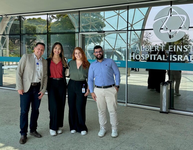 membros-da-equipe-de-comunicacao-da-agir-e-hugol-realizam-visita-de-benchmarking-no-einstein-morumbi-em-sao-paulo